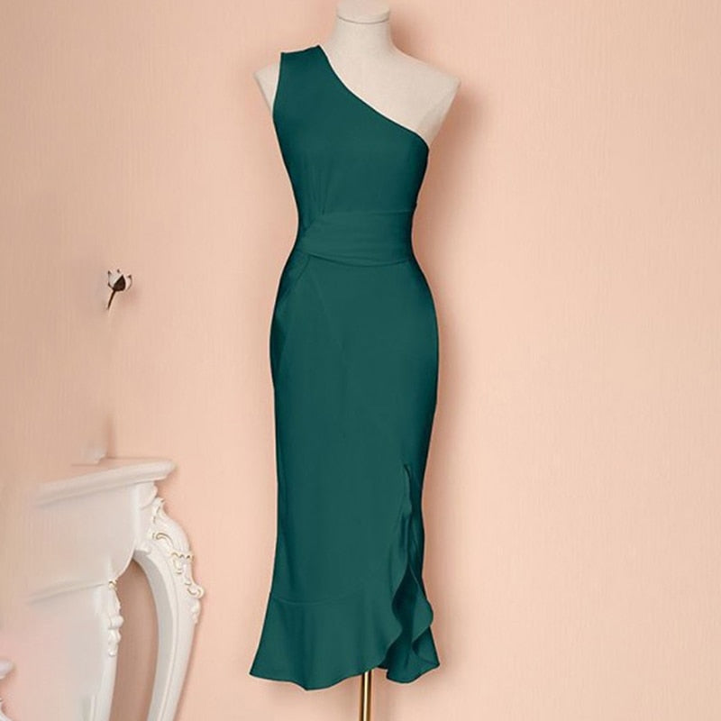 שמלת ערב אלגנטית באורך ברך עם כתף חשופה - דגם טניה