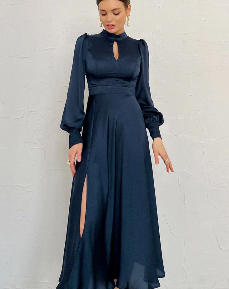 נרקיס - שמלת סאטן מעוצבת באורך מידי לאשה